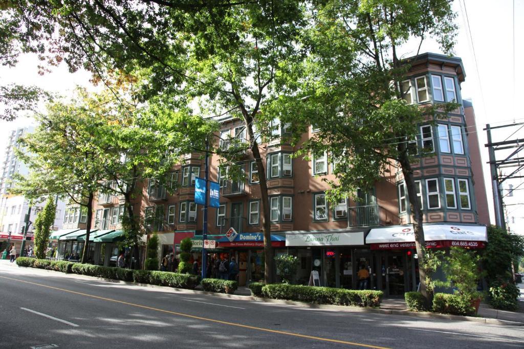 Times Square Suites Hotel Vancouver Exterior photo